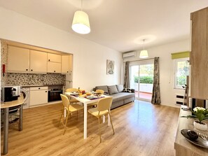 Interior - VILAMOURA DOWNTOWN WITH POOL  by HOMING (Vilamoura)