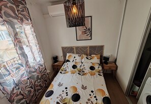 1 chambre, fer et planche à repasser, Wi-Fi gratuit, draps fournis