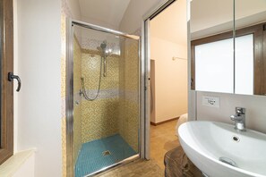Bathroom - S'Iscola (Bosa)