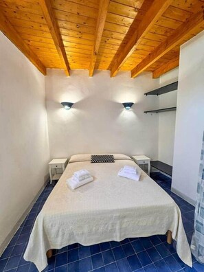 1 bedroom, WiFi, bed sheets - Ultima Costa (Bosa)
