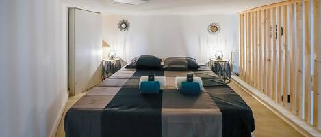 熨斗/熨衣板、WiFi、床单