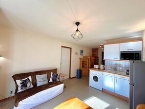 TV - Bright apartment in Combloux, near ski (Combloux)