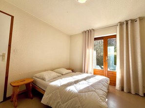 2 bedrooms, iron/ironing board, WiFi - Bright apartment in Combloux, near ski (Combloux)