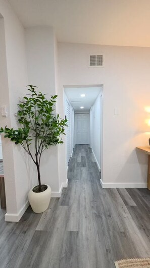 Interior - Modern Home; Fully Equipped- 10 min. from Airport! (Orlando)