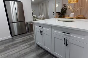 Interior - Modern Home; Fully Equipped- 10 min. from Airport! (Orlando)