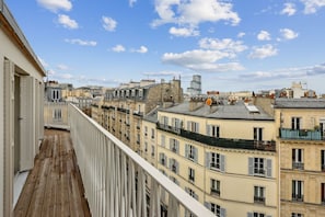 Property grounds - Lavie Maison : Private Terrace & Air Conditioning (Paris)