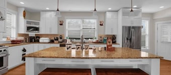 6 Bedrooms | Bar Lounge & Pool | Foosball
