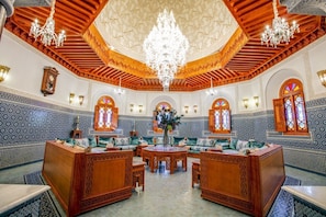 Interior - Villa Sayala - Eight Bedroom Villa, Sleeps 16 (Marrakesh)