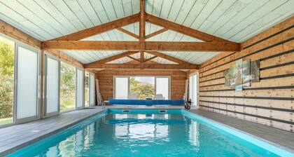 Chambre d’hôtes « Chambre Famille » avec piscine partagée, terrasse et climatisation