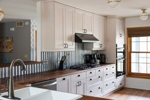 Microwave, oven, stovetop, dishwasher