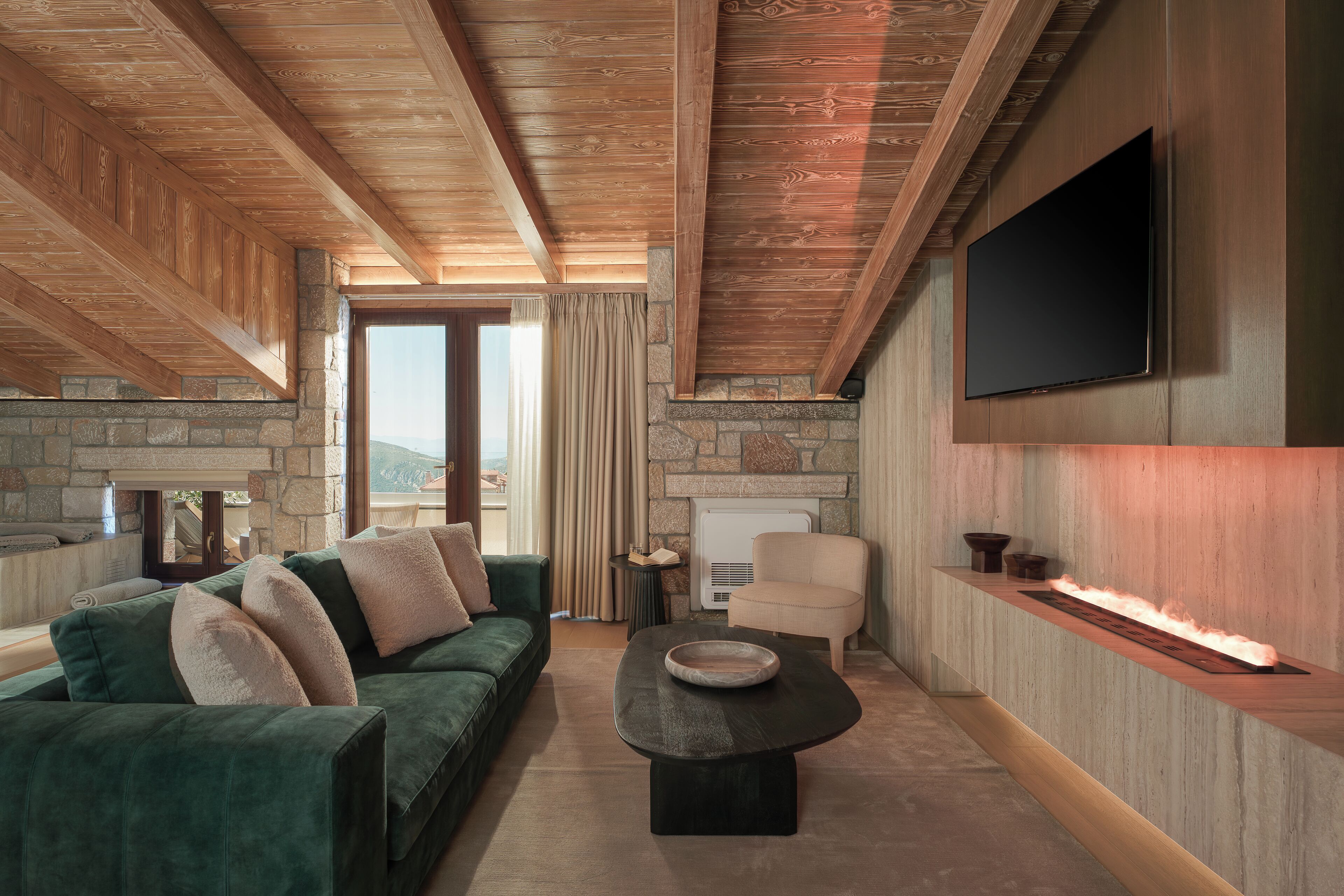 Luxury Suite, Mountain View | Peti besi dalam bilik, kalis bunyi, seterika/papan seterika 