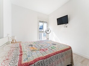 Apartment - Charming Beachfront Apartment in Fuengirola (Fuengirola)