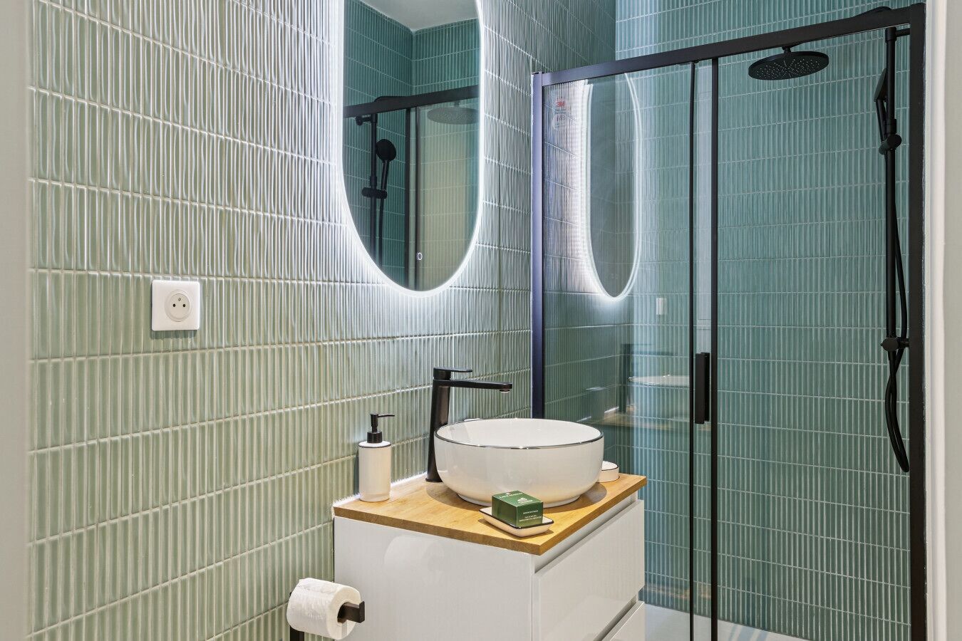 Hair dryer, towels