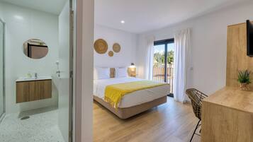 2 bedrooms, internet, bed sheets