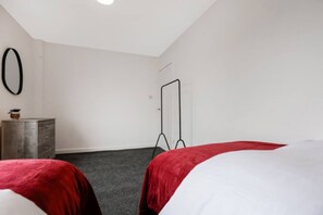 3 dormitorios, tabla de planchar con plancha, wifi y ropa de cama