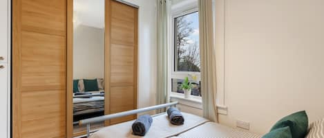 3 chambres, fer et planche Ă repasser, Wi-Fi, literie fournie