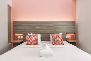 Standard Suite, 1 King Bed (Self check-in)