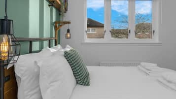 Schreibtisch, Bügeleisen/Bügelbrett, WLAN, Bettwäsche