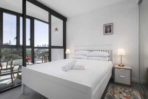 Apartment - Bright South Yarra Flat With Balcony (Melbourne)