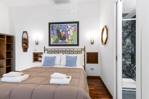 Luksuskattohuoneisto, kaupunkinäköala | Kannettavalle tietokoneelle sopiva työtila, pimennysverhot