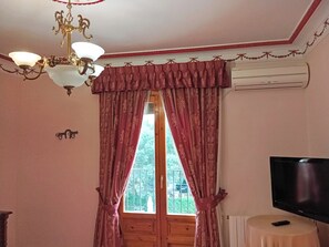 Junior Suite | Living area