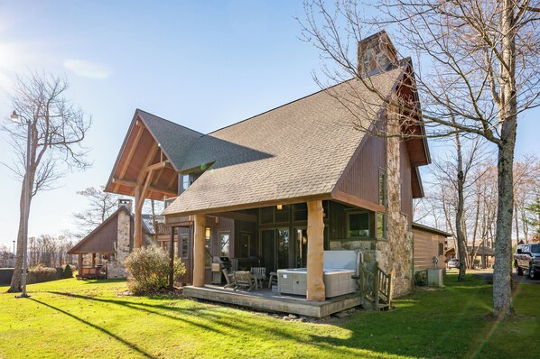 Exterior - New! Ski In/Ski Out Home w/ Hot Tub & Fireplace (McHenry)