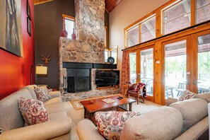 TV, fireplace, DVD player - New! Ski In/Ski Out Home w/ Hot Tub & Fireplace (McHenry)