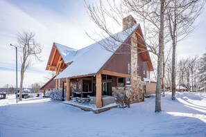 Exterior - New! Ski In/Ski Out Home w/ Hot Tub & Fireplace (McHenry)