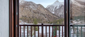 Apartment 'La Genzianella' mit Seeblick, Balkon und WLAN