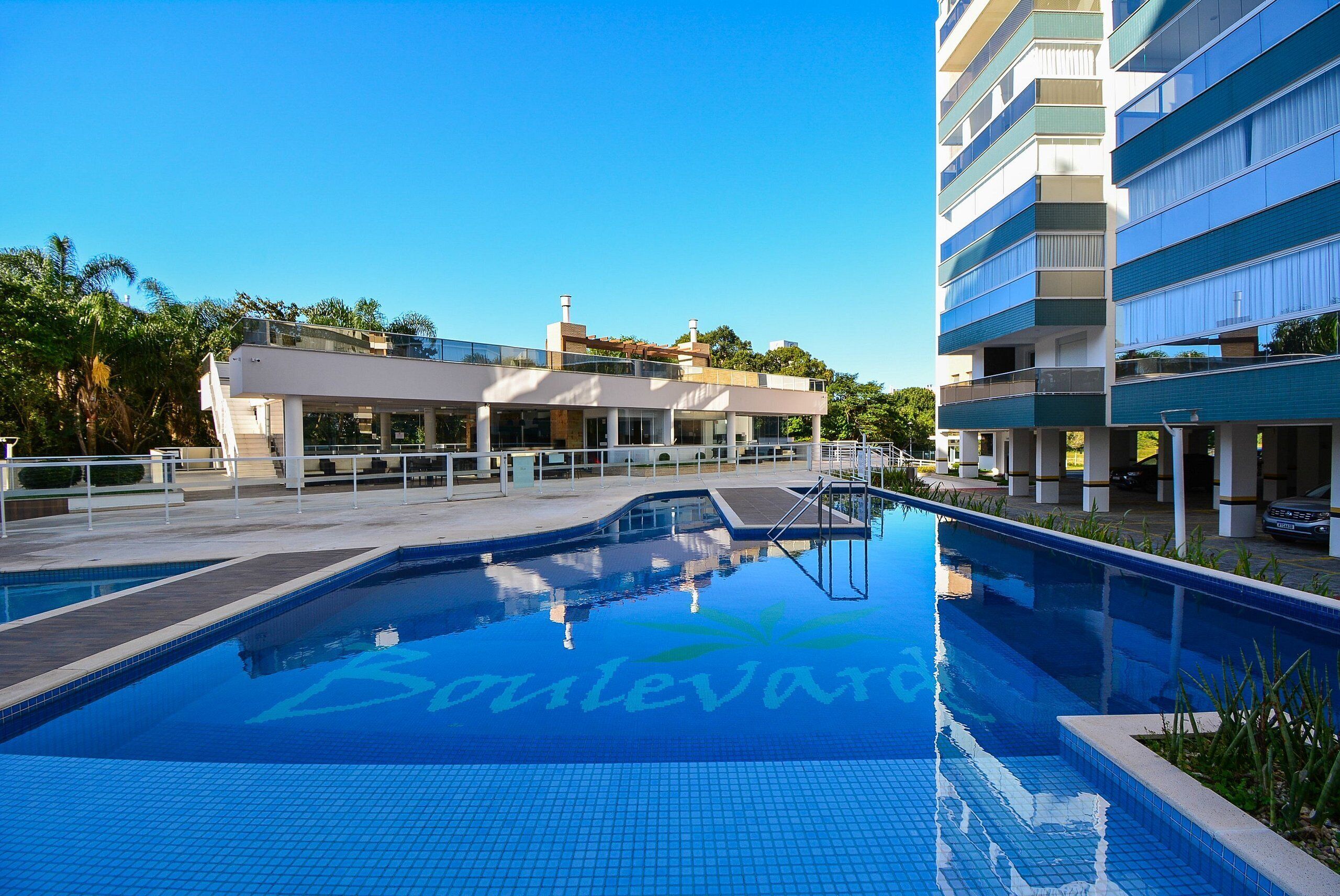 Leilighet | Basseng | Utendørsbasseng