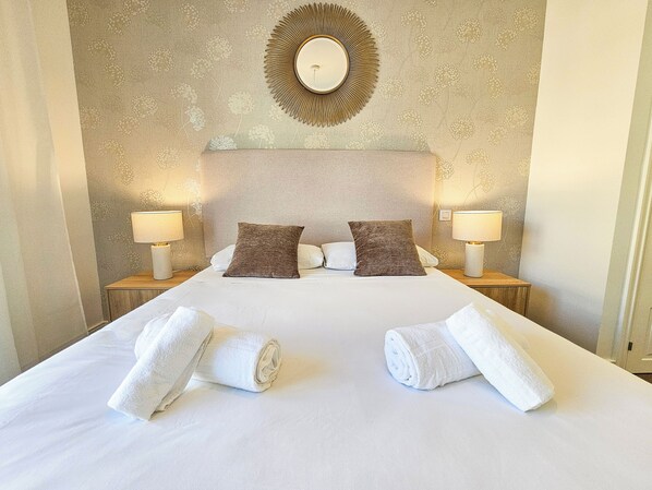 Basic Apartment | Free WiFi - Apartamentos Zaragoza Independencia 3000 (Zaragoza)