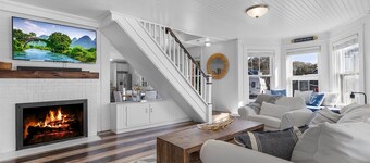 Bayview Retreat — Steps to the Beach with Ocean Views