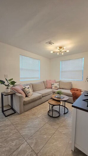 Living area - Pool Home Close to DT WPB, PB Island, & The Beach! (West Palm Beach)
