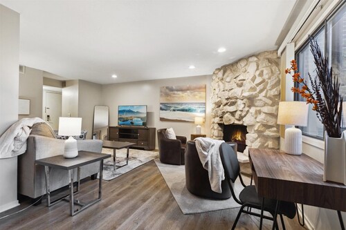 Tranquil Creek Retreat