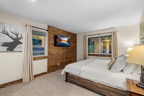 Silitysrauta/-lauta, vauvan matkasänky, ilmainen Wi-Fi, vuodevaatteet