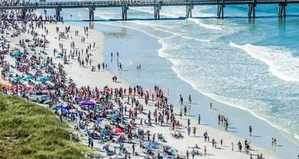 Luxury Stay, Pool, Mayo, King Bed, Pets Welcome!