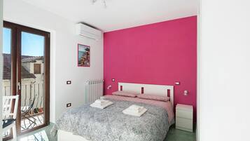 Bügeleisen/Bügelbrett, WLAN, Bettwäsche