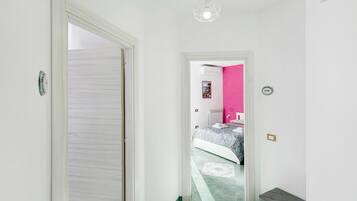 Ferro/asse da stiro, Wi-Fi, lenzuola