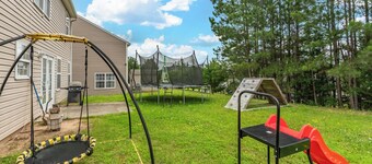 3-bedroom house in fantastic North Durham with cool AC and comfort