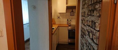 Refrigerador, microondas, horno y cafetera y tetera