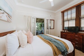 Iron/ironing board, travel cot, WiFi, bed sheets