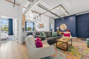 تلفزيون ذكي، كُتُب