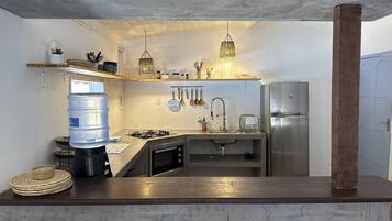 Family House, Patio, Garden View | Private kitchen