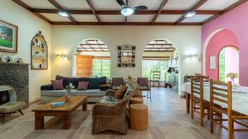 House | 6 bedrooms