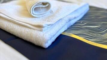 Iron/ironing board, free WiFi