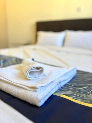 Apartment, Balcony | Seterika/papan seterika, Wi-fi percuma 