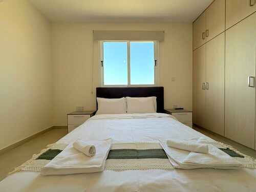 Sunrise Palette Suites