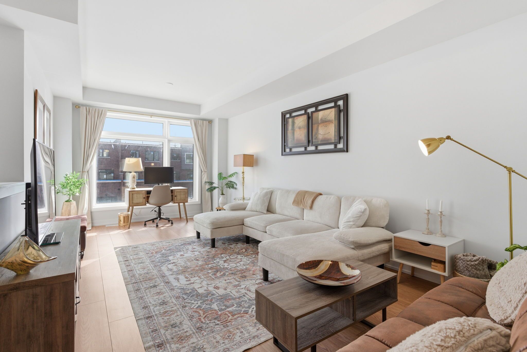 Téléviseur, foyer, écran d’ordinateur