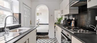 Relaxing retreat near Bletchley Park with full kitchen