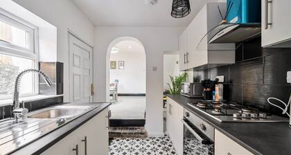 Relaxing retreat near Bletchley Park with full kitchen